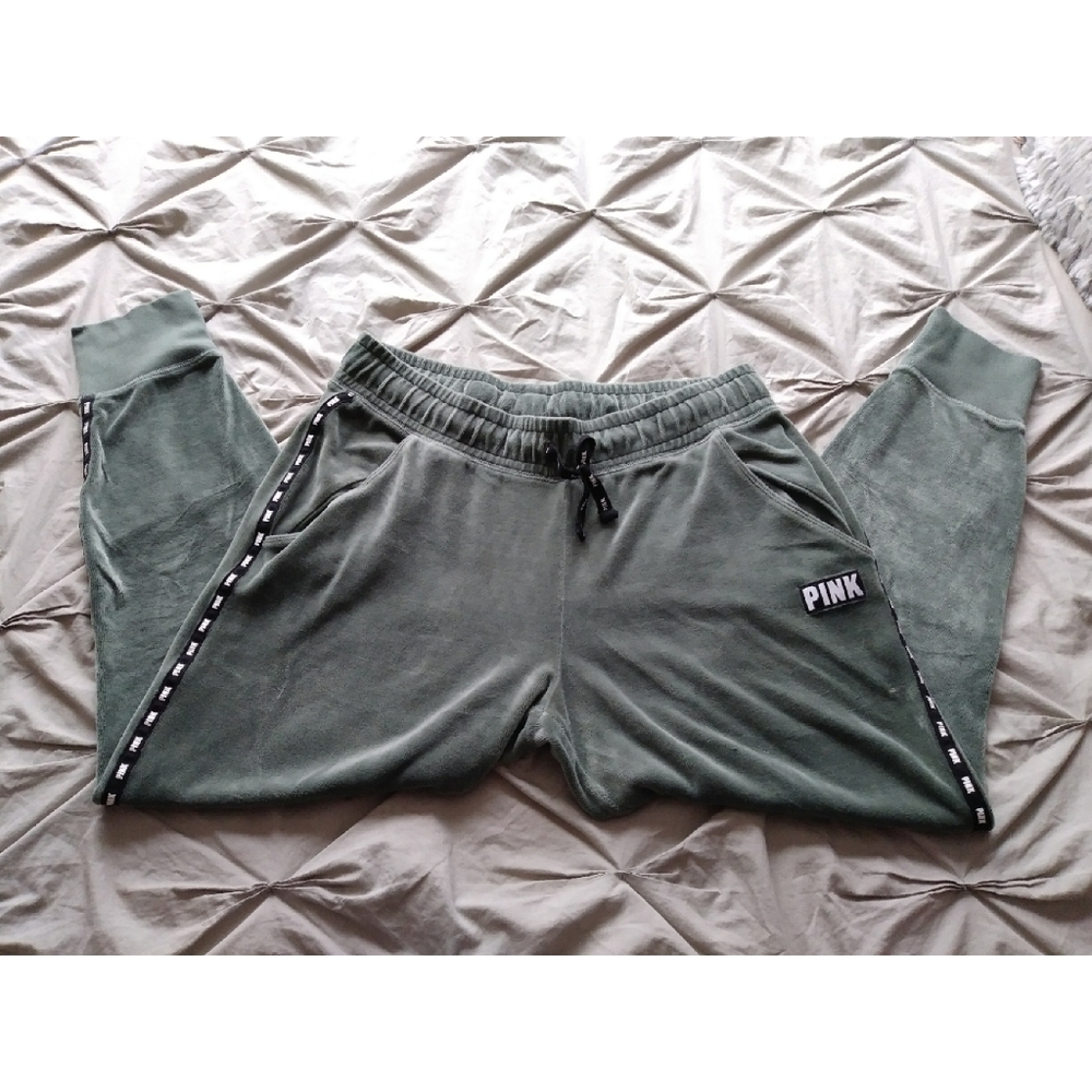 victoria's secret pink sweats